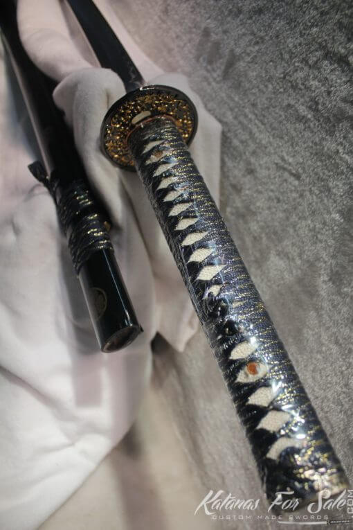 T10 Clay Tempered Carbon Steel Katana Japanese Crest Saya - Image 4