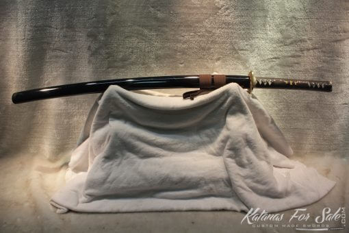 T10 Clay Tempered Carbon Steel Katana With Brass Fittings - Image 4