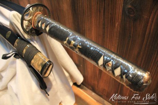T10 Clay Tempered Carbon Steel Katana Ray Skin Crest Saya HQ Copper Fittings - Image 4