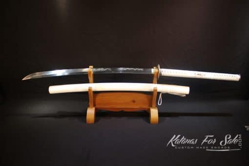 Hand forged Nagamaki 1060 Carbon Steel With Engraved Dragons