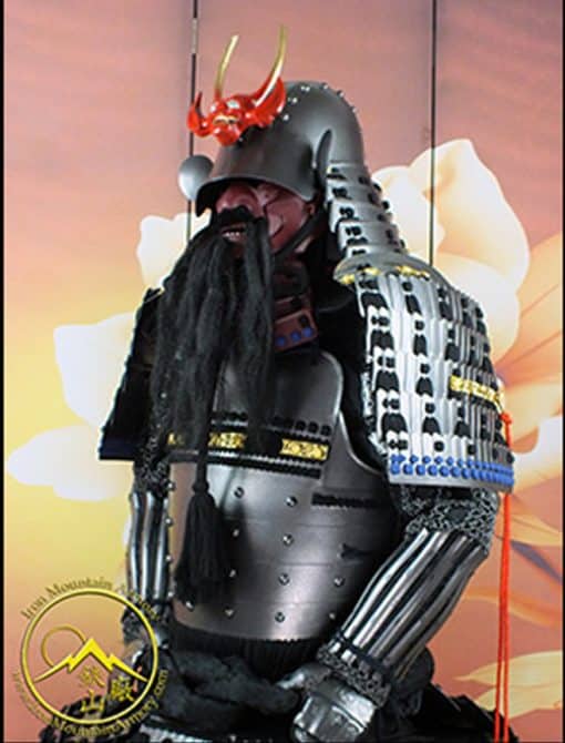 Custom Samurai Armor with Samurai Kabuto Helmet - Image 2