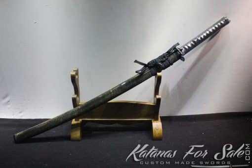 Japanese Kuro Black Full Ray Skin Ninja Katana with Hadori Polish - Image 3