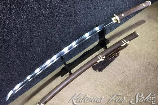 T10 Clay Tempered Tachi Sword with Rosewood Saya