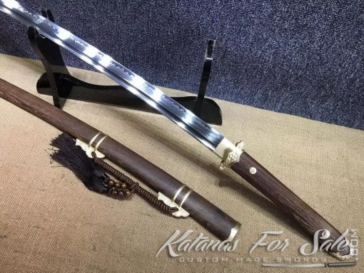 T10 Clay Tempered Tachi Sword with Rosewood Saya - Image 5
