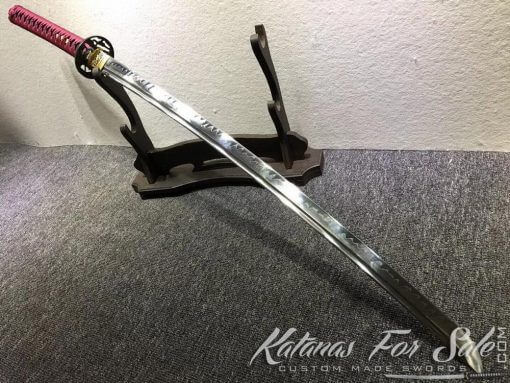 T10 Clay Tempered Katana with Synthetic Leopard Saya with Shoulder Strap - Image 7