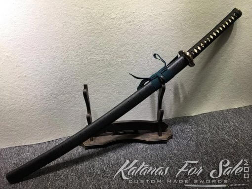 T10 Folded Clay Tempered Katana Sword with Feather Hadori Polish - Image 12