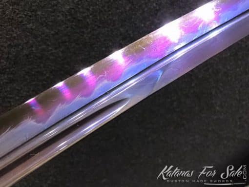 T10 Folded Clay Tempered Steel Katana with Feather Hadori Polish in Purple - Image 2