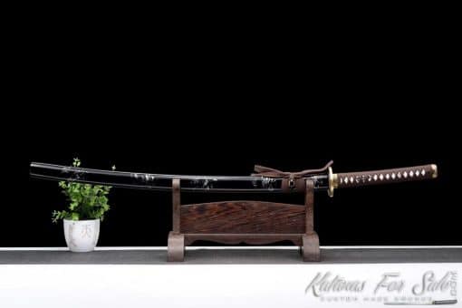 Katana T10 Folded Steel with Gloss Black Special White Paint Saya - Image 12