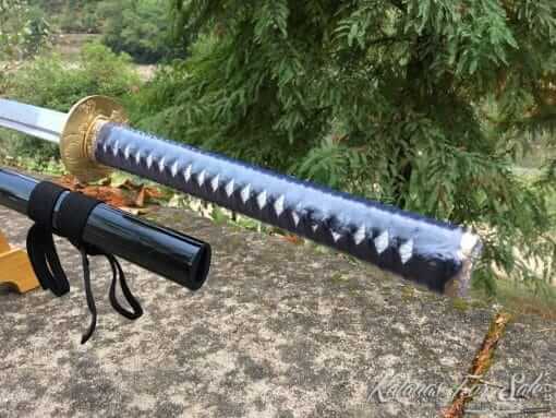 Nodachi Sword T10 Folded Steel with Gloss Black Hardwood Saya - Image 9