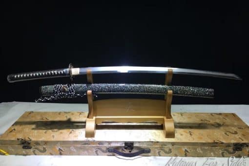 Katana Sword Multiple-refined T10 Clay Tempered Steel + Folded Steel with Full Seashell Pattern Saya and Authentic Buffalo Horn Fittings