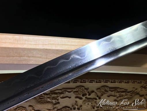 Shirasaya Katana T10 Folded Clay Tempered Steel with Bamboo Wood Saya and Buffalo Horns Fittings - Image 5
