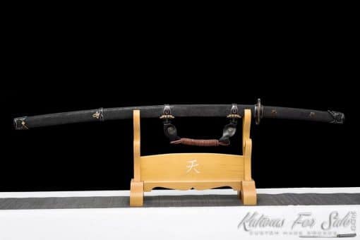 Tachi Sword T10 Folded Clay Tempered Steel with Feather Hadori Polish and Full Black Ray Skin Saya With Copper Fittings - Image 7