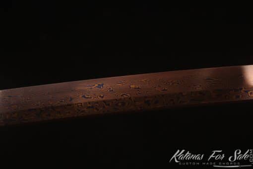 Katana 1095 Folded Steel with Red Acid Dye and Dual Color Mixed Lacquered Hardwood Saya - Image 4