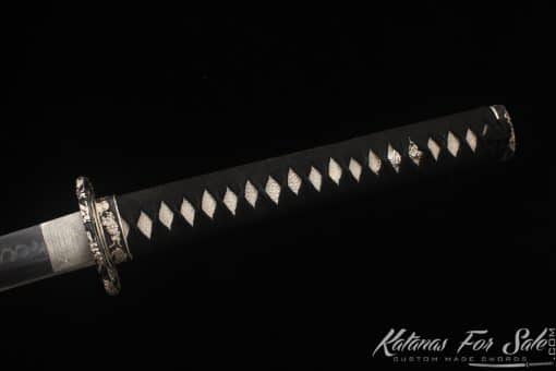 Katana T10 Clay Tempered Steel with Choji Hamon with Matt Black Hardwood Saya with Buffalo Horns - Image 5