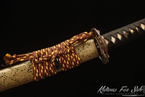 Modern Katana 9260 Spring Steel with Hadori Polish with Golden Black Dotted Saya with Buffalo Horns