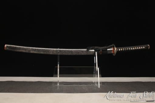 Samurai Katana T10 Folded Clay Tempered Steel with Full Black Rayskin Saya and brown Buffalo Horns - Image 9