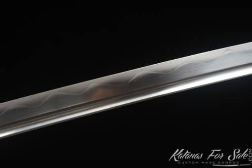 Katana T10 Clay Tempered Steel with Round Hamon and Metallic Black Hardwood Saya with Buffalo Horns - Image 9