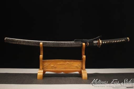 Traditional Katana Sword T10 Folded Clay Tempered Steel with Full Black Rayskin Saya and brown Buffalo Horns - Image 9