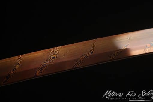 Elegant Katana T10 Folded Steel with Twisted Grain and Red Acid Dye with Red Linen Finish Saya and Buffalo Horns - Image 8