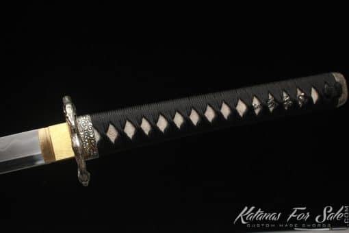 Samurai Katana T10 Folded Clay Tempered Steel with Full Black Rayskin Saya and brown Buffalo Horns - Image 10
