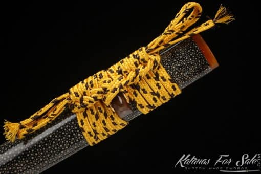 Katana Sword T10 Folded Clay Tempered Steel with Hadori Polish and Full Black Rayskin Saya with brown Buffalo Horns - Image 10