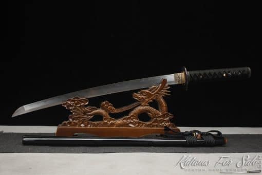 Japanese Wakizashi T10 Folded Clay Tempered with Gloss Black hardwood Saya with Buffalo Horns - Image 5
