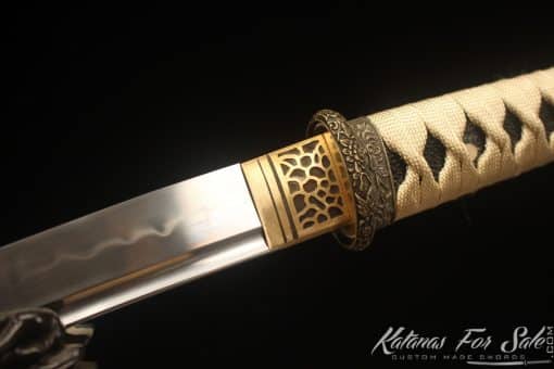 Japanese Wakizashi T10 Clay Tempered Steel with Bamboo Wood Saya and Black Horn - Image 8