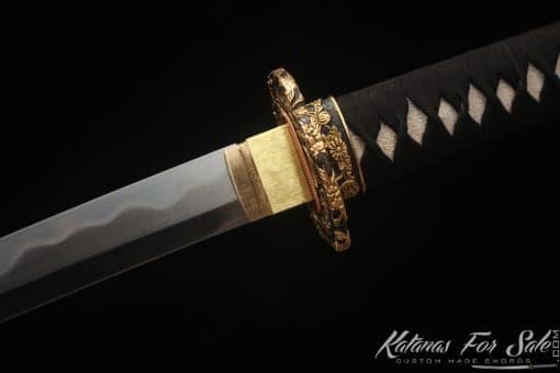 Katana T10 Folded Clay Tempered Steel with Refined Layers and Hadori Polish with Burgundy Seashell Dragon Saya - Image 3