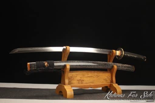 Traditional Katana Sword T10 Folded Clay Tempered Steel with Full Black Rayskin Saya and brown Buffalo Horns