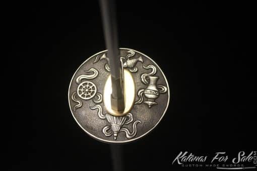 Katana T10 Clay Tempered Steel with Round Hamon and Metallic Black Hardwood Saya with Buffalo Horns - Image 5