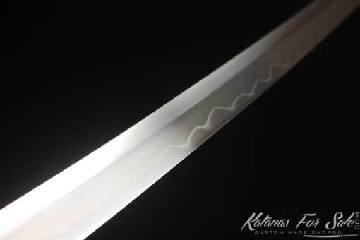 Traditional Katana Sword T10 Folded Clay Tempered Steel with Full Black Rayskin Saya and brown Buffalo Horns - Image 5