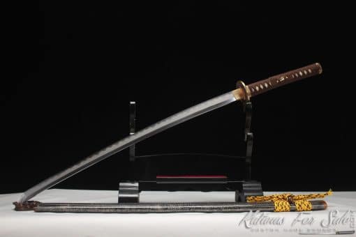 Katana Sword T10 Folded Clay Tempered Steel with Hadori Polish and Full Black Rayskin Saya with brown Buffalo Horns - Image 4