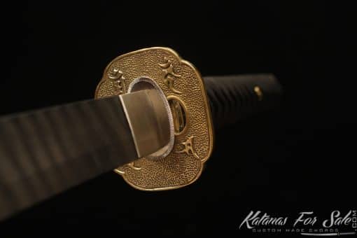 Samurai Katana 1095 Folded Steel with Ladder Grains with Mixed Black and Red Paint Saya with Buffalo Horns - Image 3