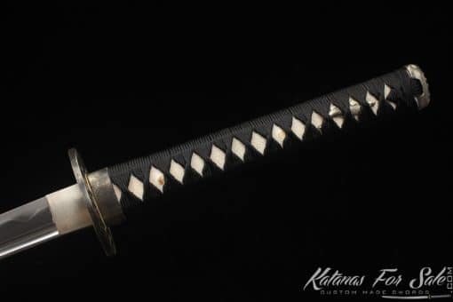 Katana T10 Clay Tempered Steel with Round Hamon and Metallic Black Hardwood Saya with Buffalo Horns - Image 7