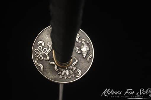 Katana T10 Clay Tempered Steel with Round Hamon and Metallic Black Hardwood Saya with Buffalo Horns - Image 6