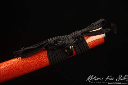 Elegant Katana T10 Folded Steel with Twisted Grain and Red Acid Dye with Red Linen Finish Saya and Buffalo Horns - Image 7